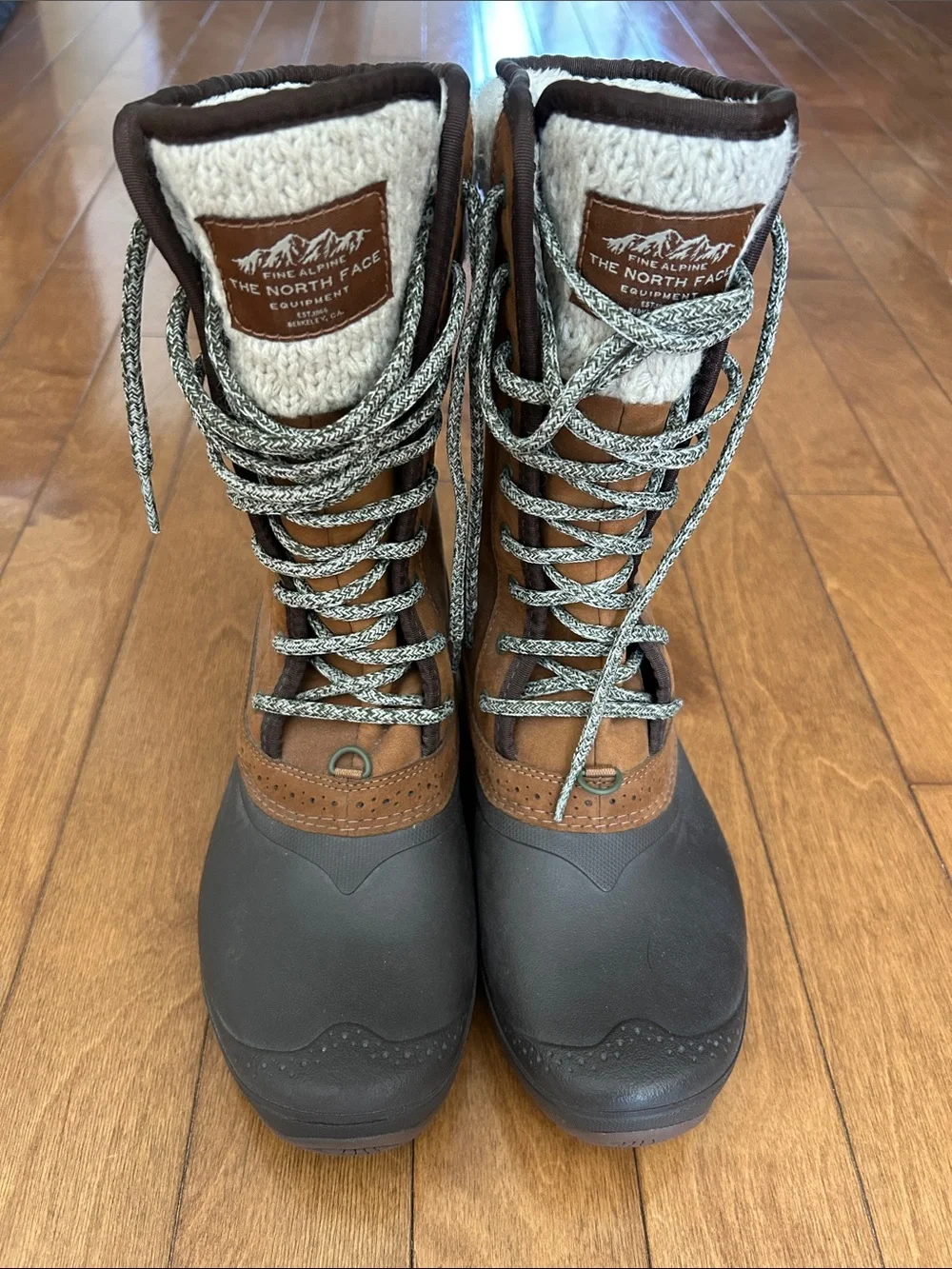 The North Face Women's Shellista II Insulated Lace-Up Winter Boots